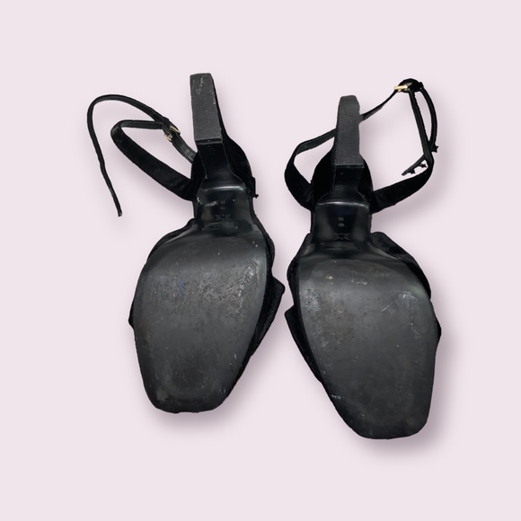 black bow heels - Picture 2 of 3